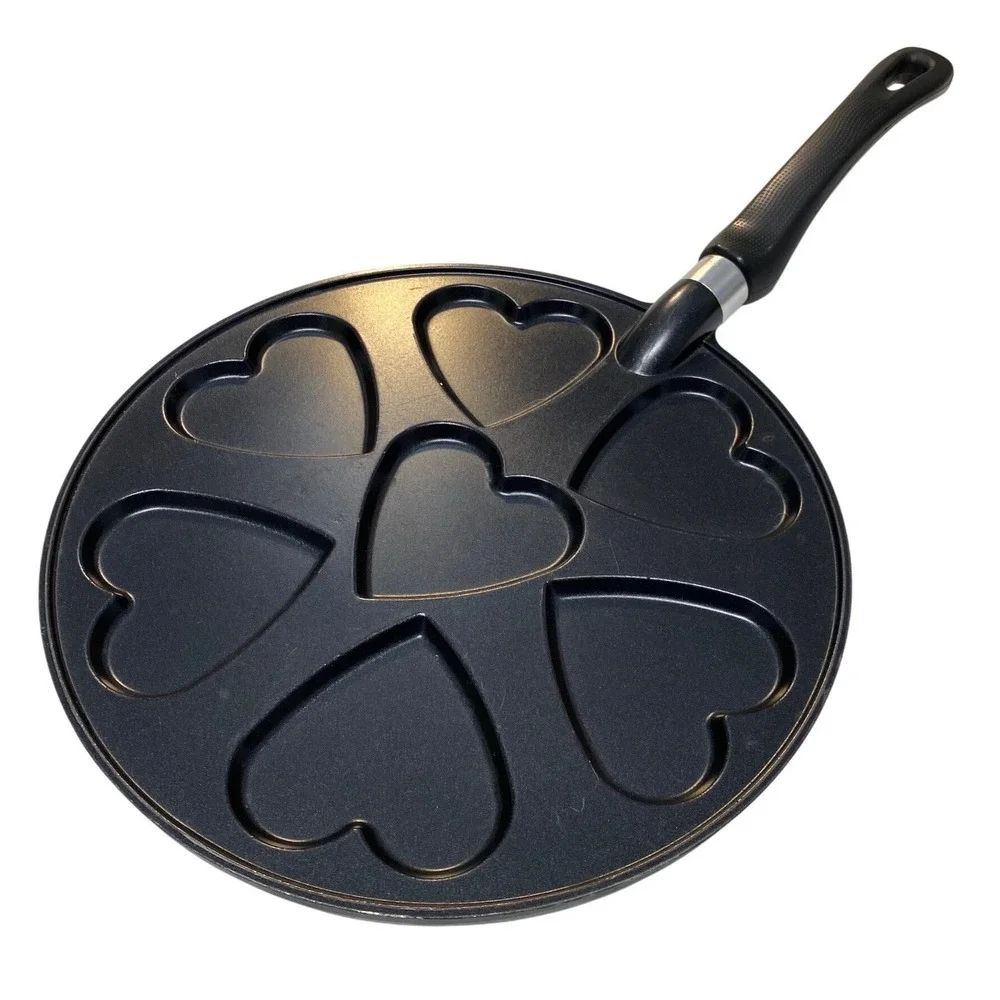 Nordic‎ Ware Heart Pancake Pan 7 Heart Mold Griddle Nonstick USA Made